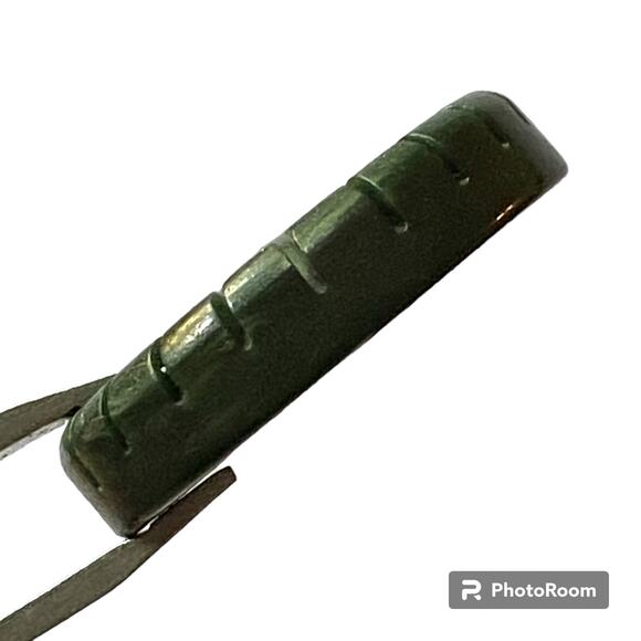 Plastic Buttons 2 Hole Marbled Green Set of 2 Original Sewing Fidget Crafts - Picture 6 of 11